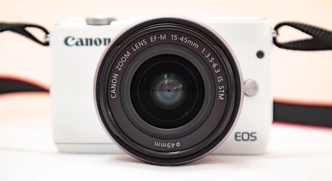 Canon EOS M10