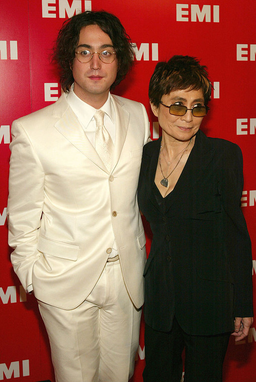 Yoko Ono i Sean Lennon w 2004 roku