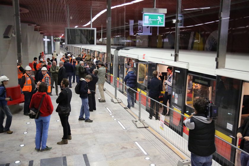 Otwierają metro