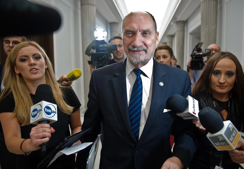 Antoni Macierewicz złożył w prokuraturze zawiadomienie ws. Donlada Tuska