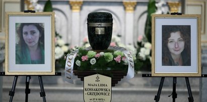 Ostatnie pożegnanie tragicznie zmarłej polskiej pisarki. Jej mąż zwrócił się do żałobników z wyjątkową prośbą