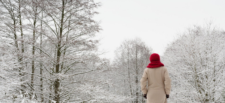 Genialne odkrycie polskich naukowców! Chodzi o działanie spacerów w śnieżnym krajobrazie na postrzeganie ciała...