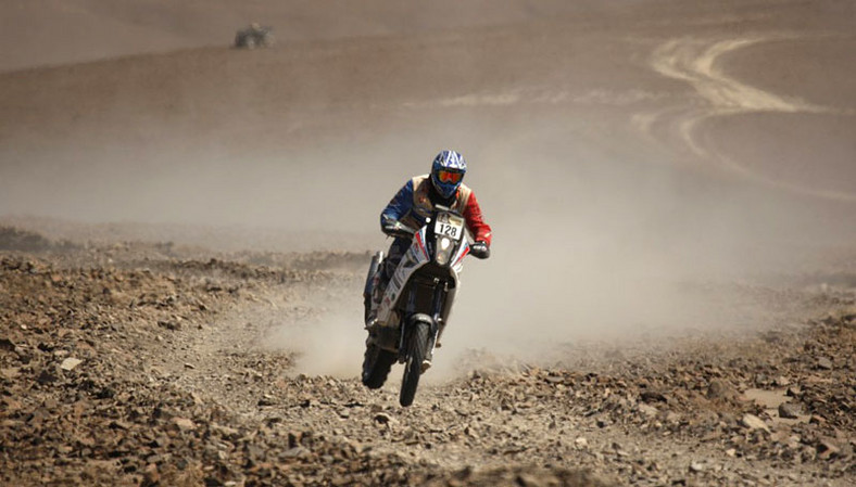 Rajd Dakar 2010: Przygoński goni najlepszych, pech Hołowczyca (9. etap na żywo, wyniki, foto)