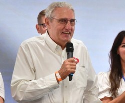 TVP usunęła "Sensacje XX wieku". Wołoszański kandydatem KO do Sejmu