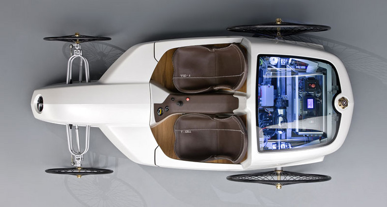 Mercedes-Benz F-Cell Roadster: powrót do przyszłości