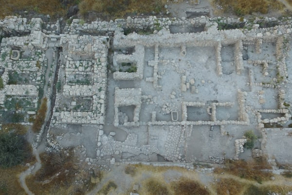 Badacze potwierdzili, że monumentalna brama Gezer powstała ok. X w. p.n.e.