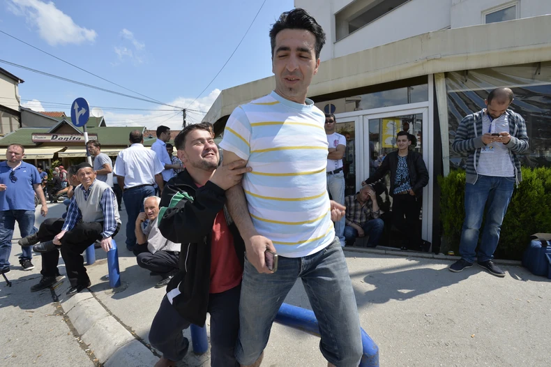 Građanima se još uvek ne dozvoljava da uđu u deo grada gde se odvijala policijska akcija