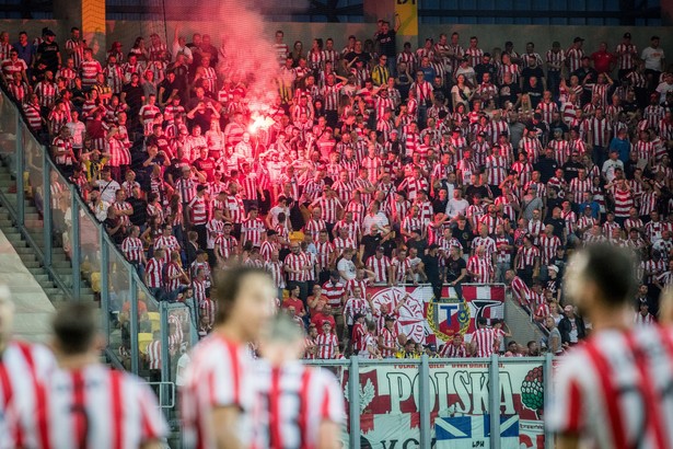 Słowacy nie patyczkowali się z polskimi kibolami. Sąd skazał ich na karę bezwzględnego więzienia