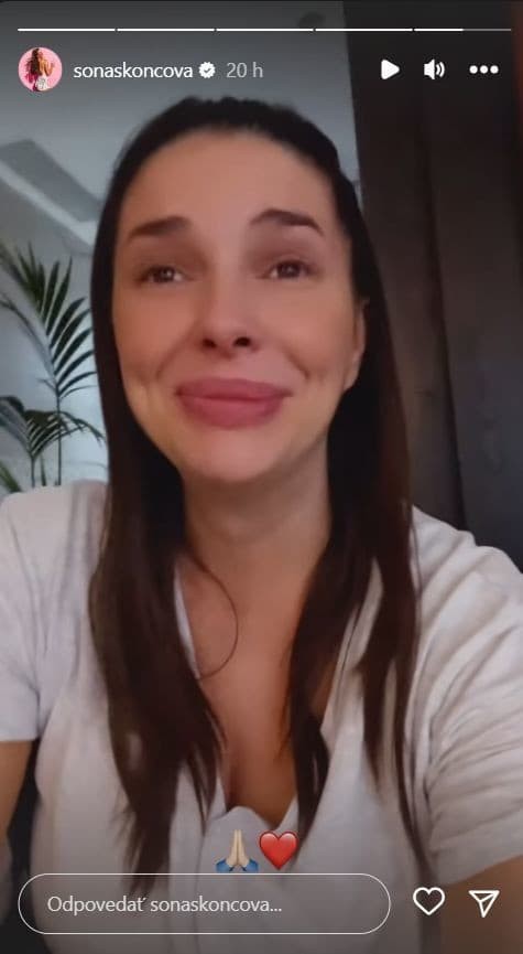Soňu prevalcovali emócie. 