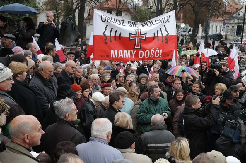 Politycy w żałobie. Zdjęcia z pogrzebu Marka Rosiaka