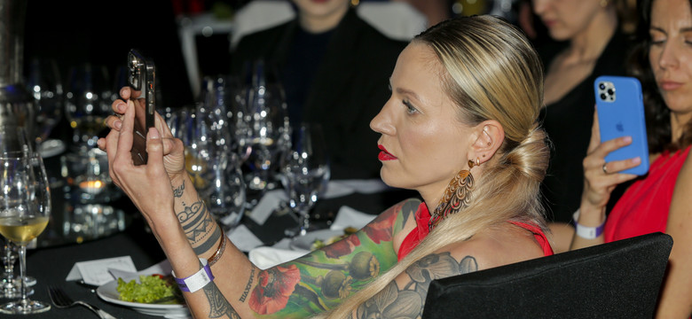 Daria Ładocha filozofuje na temat tatuaży. Mówi o "zamalowanych na ciele historiach"