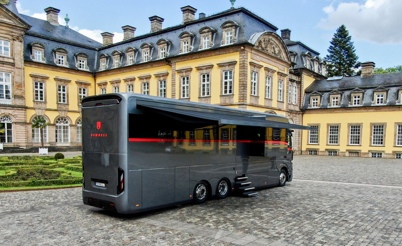 Dembell Motorhomes Land Yacht 2021