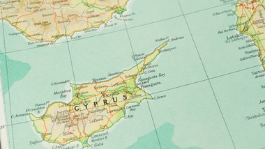 atak irańskiego drona na bazę wojskową w państwie ue. jest komentarz szefowej ke