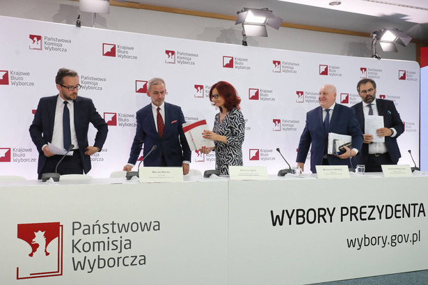 Wybory prezydenckie 2020. PKW podała frekwencję wyborczą na godz. 17