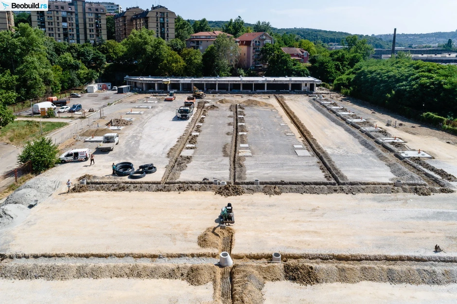 Radovi na "Buvljaku" na Miljakovcu