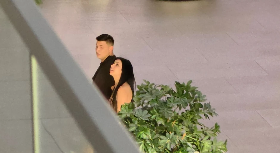 Stefan Cekić sa trudnom ženom
