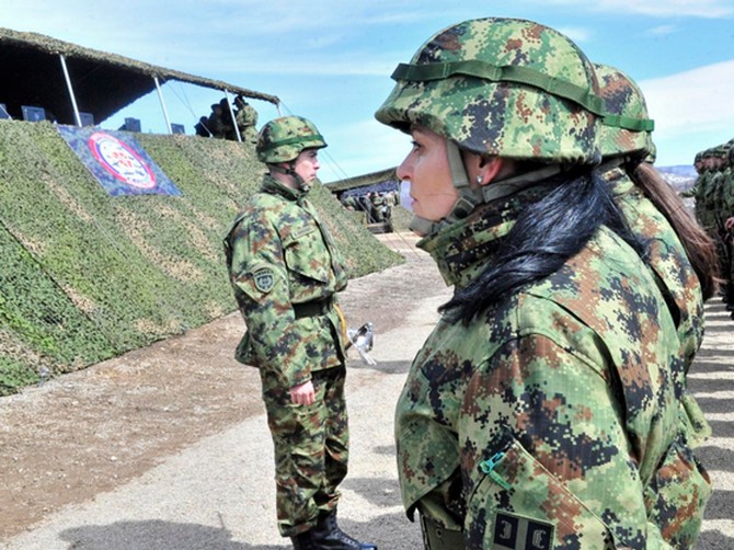 U vojnim školama više žena od muškaraca: Na mrežama bukti rasprava zbog toga