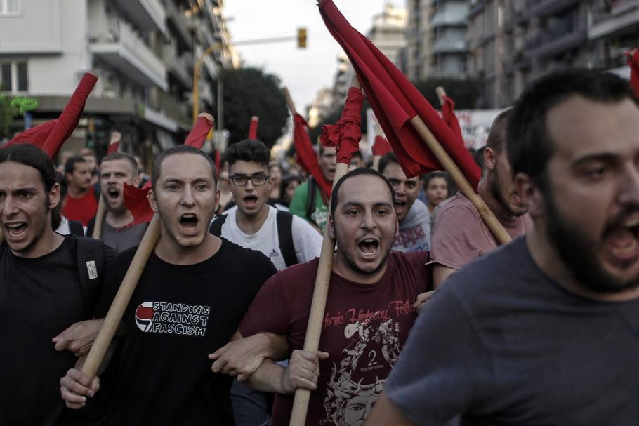 Związkowcy i studenci protestują przeciw rządowi. W tym samym czasie premier ogłasza swój program reform. Saloniki, 7 września 2019 r.