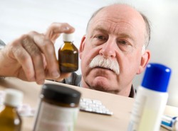 Zażywanie leków wymaga rozwagi. Lekarze ostrzegają
