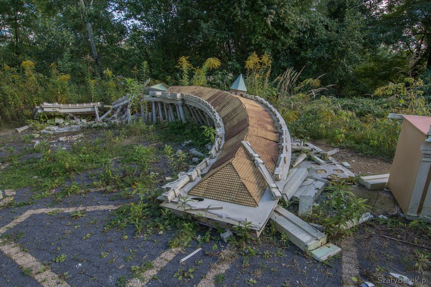 Zdewastowany Park Miniatur Sakralnych, Wrzesień 2022 r.