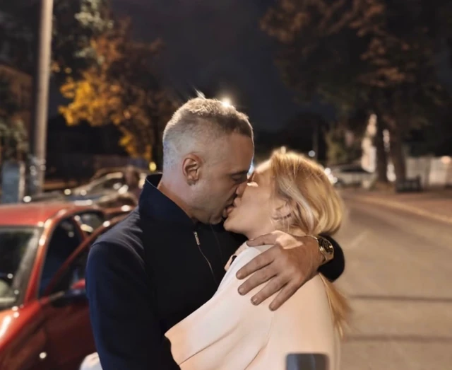 ZABORAVIO NA PORODIČNO NASILJE I POLICIJU! Bivši političar ponovo zaljubljen: Obratio se devojci emotivnim rečima