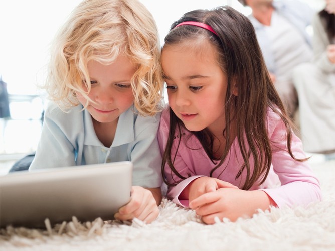 Zwykli ludzie uczą swoje dzieci, jak przetrwać. Bogacze uczą je, jak być bogatym