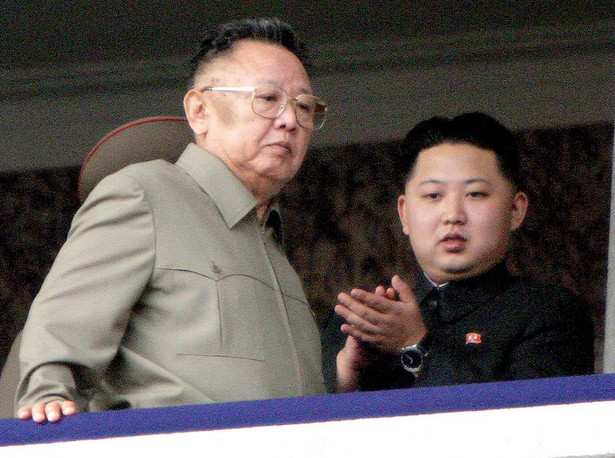Zoperował się, by przypominać dziadka? Nowy dyktator Korei Północnej