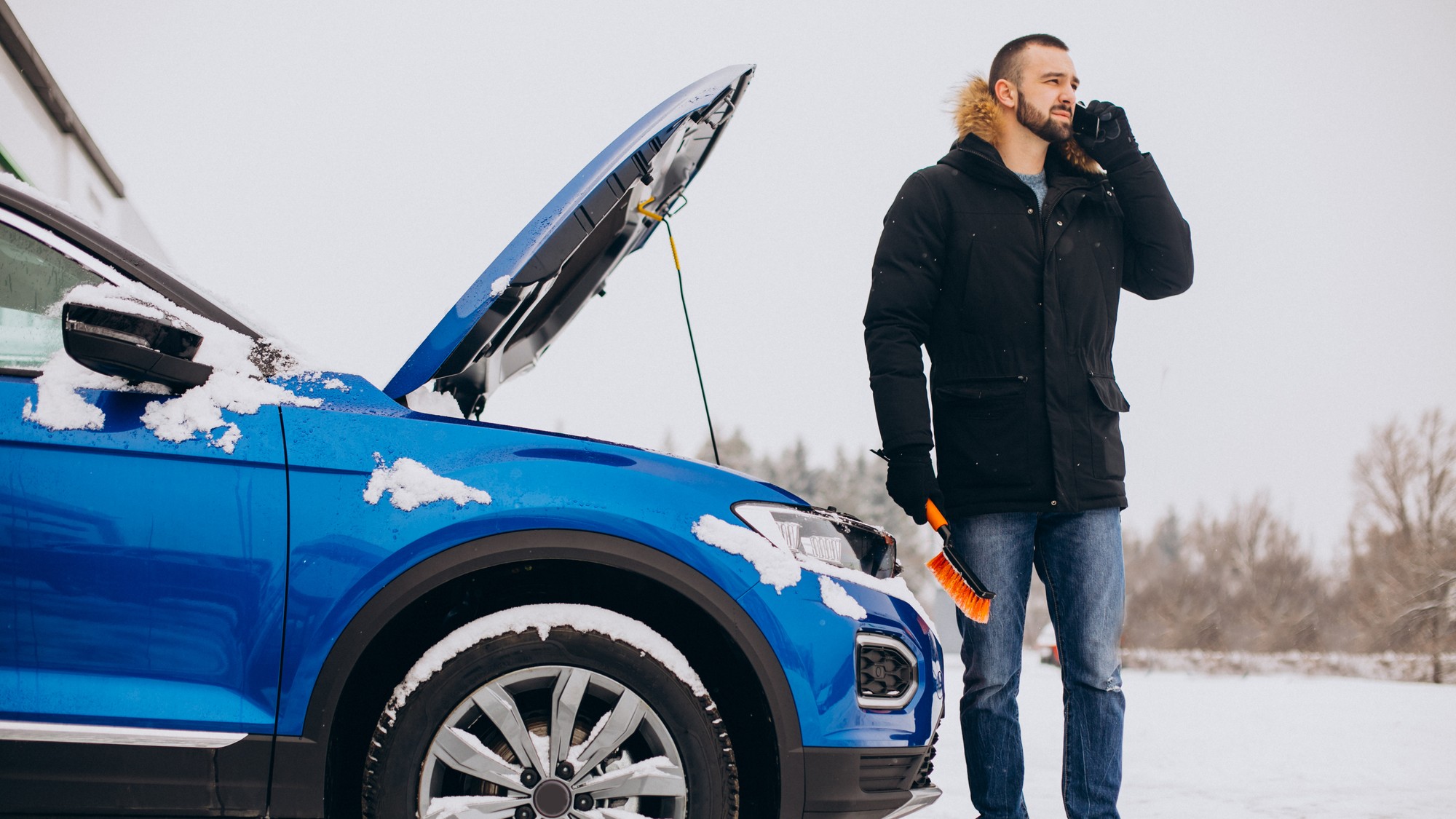 Jazda v zime: Čo voziť v aute a ako sa vyhnúť problémom na ceste. 