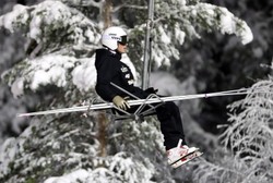 PŚ w skokach: Piotr Żyła zdyskwalifikowany w Kuusamo