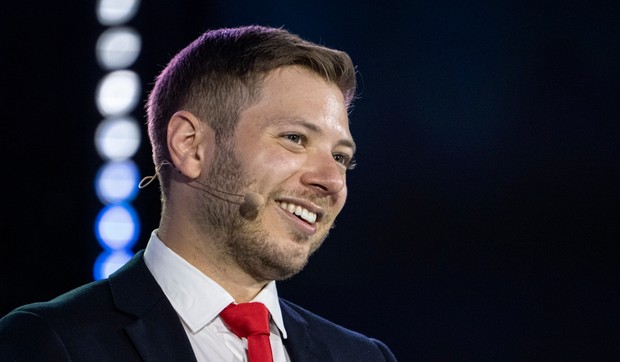 Jair Netanjahu se sada zove Jonatan Hun