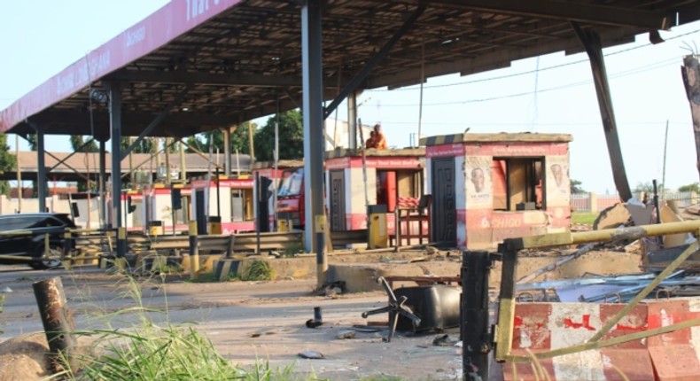 Accra-Tema motorway tollbooth