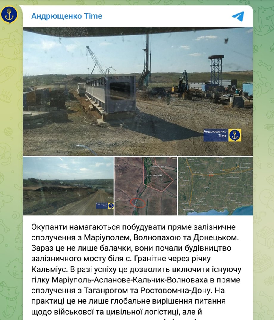 Petro Andryushenko mostró fotografías de la construcción de líneas ferroviarias en Ucrania