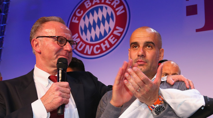Rummenigge (balra) egy pillanatig sem gondolt Müller eladására /Fotó: AFP