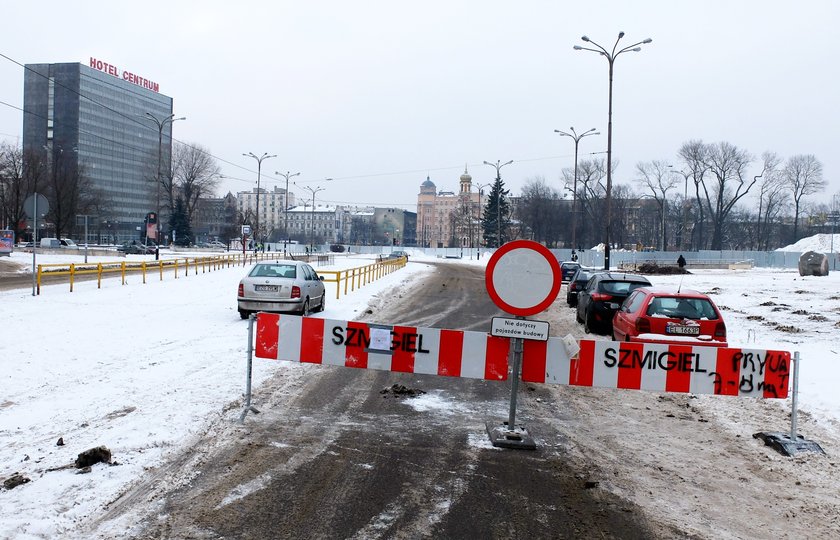 Barierki na skrzyżowaniu