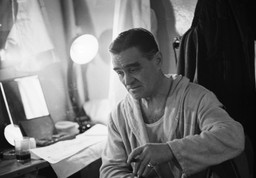 pod koniec życia zmagał się z chorobą. rodzina go opuściła, umierał samotnie