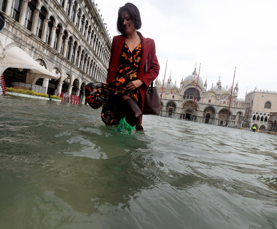  Rekordowa powódź "acqua alta" w Wenecji 