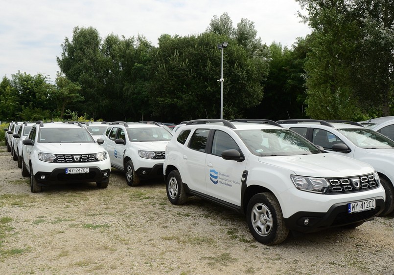 Dacia Duster w PGW Wody Polskie