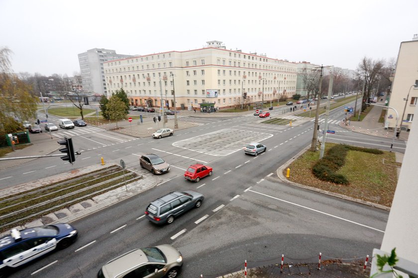 Skrzyżowanie ul. Popiełuszki i ul. Krasińskiego na Żoliborzu