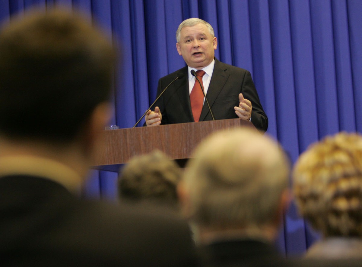 PiS chce być partią kojarzoną z internetem