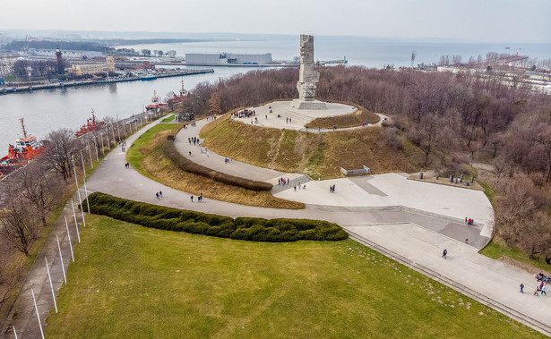Przy plaży Westerplatte zaginął wojskowy nurek