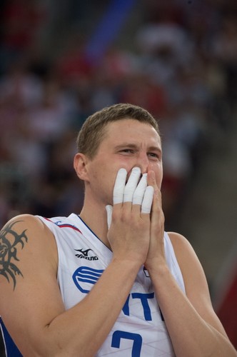 Mistrzostwa świata w siatkówce: Rosjanin Nikolay Apalikov w meczu z Polską