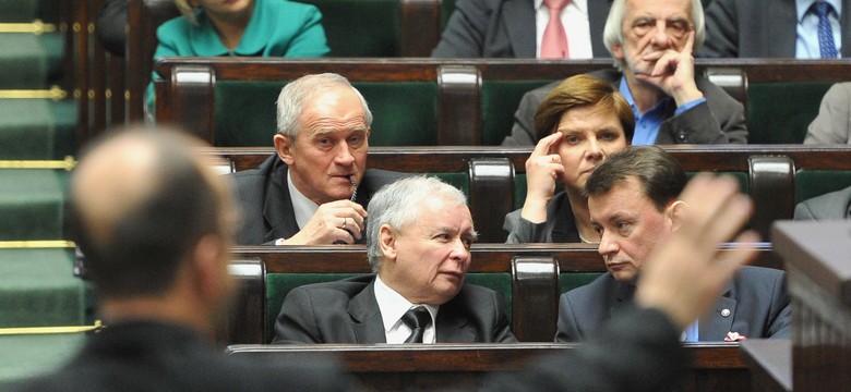 Poseł PiS grzmi: To szukanie haków na lidera opozycji