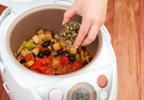 Multicooker zastąpi kuchenkę, szybkowar oraz piekarnik. Jak działa?