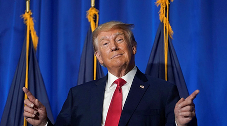 Donald Trump pert indított/Fotó: MTI/AP/Steven Senne