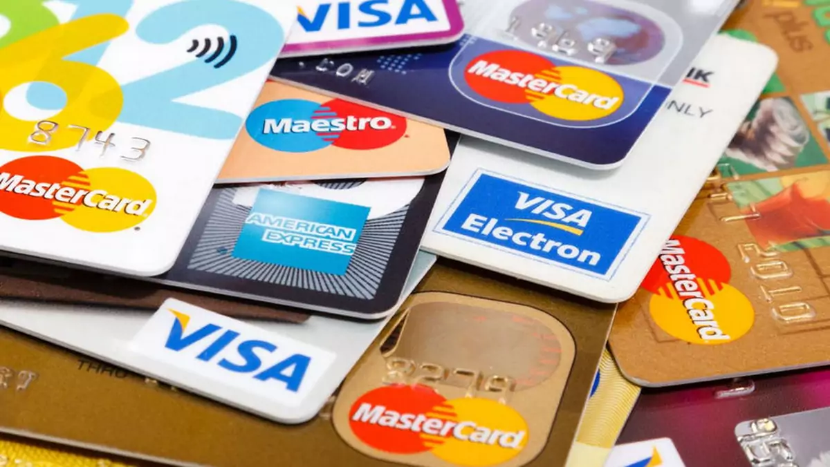 Karta płatnicza jest wygodną metodą opłacania abonamentu lub mikrotransakcji w grach MMO