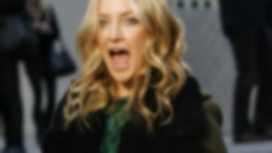 Kate Hudson o trenczach Burberry