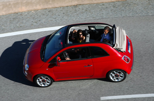 Fiat 500C: 500-ka z oknem do nieba