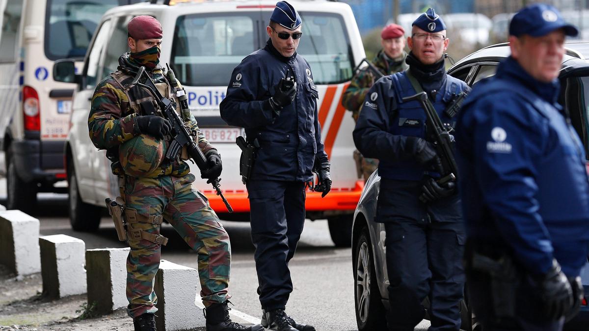 Bruksela Zaventem lotnisko terror policja