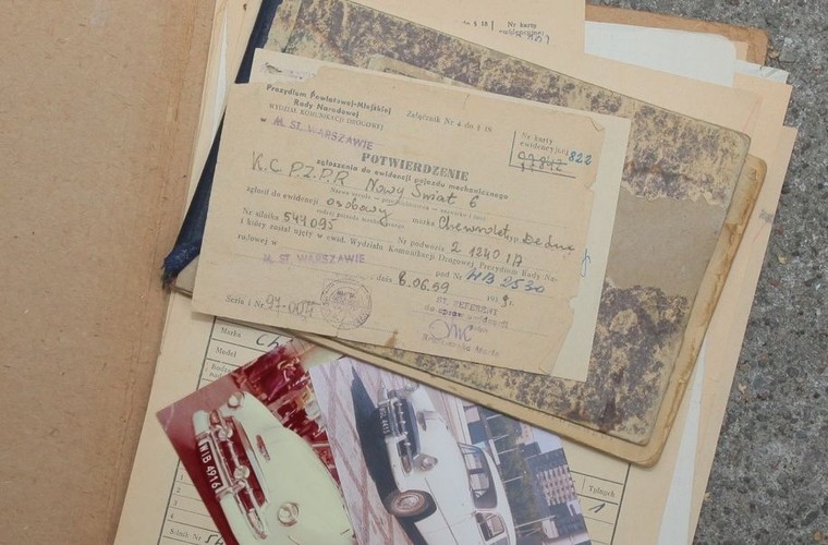 Dokumentacja chevroleta deluxe