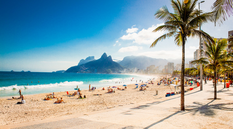 Vár minket a Copacabana! Ki ne strandolna szívesen ezen a parton!  / Fotó: Shutterstock